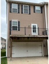 4536 NE McDougal Ln in Ankeny, IA - Building Photo - Building Photo