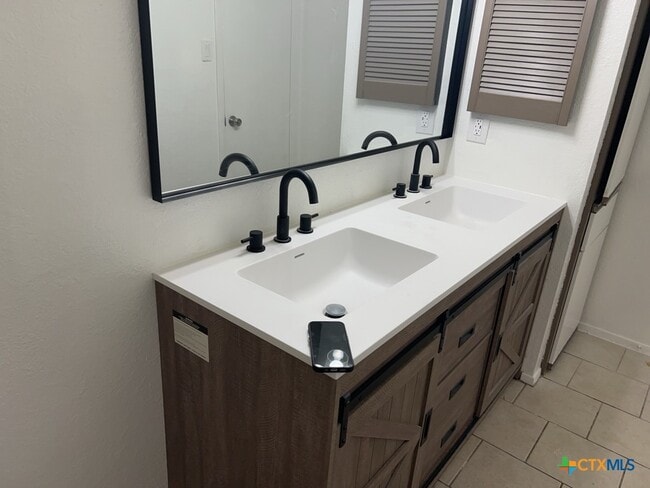 property at 1218 Westway Cir