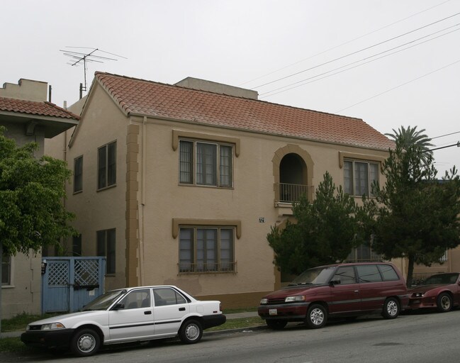 721 E 7th St in Long Beach, CA - Foto de edificio - Building Photo