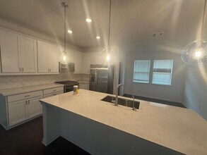 133 Grn Knl Ln in Georgetown, TX - Building Photo - Building Photo