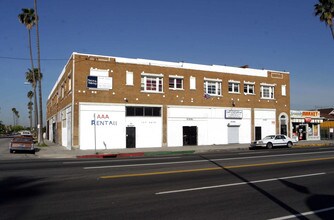 505-513 W 62nd St in Los Angeles, CA - Building Photo - Building Photo