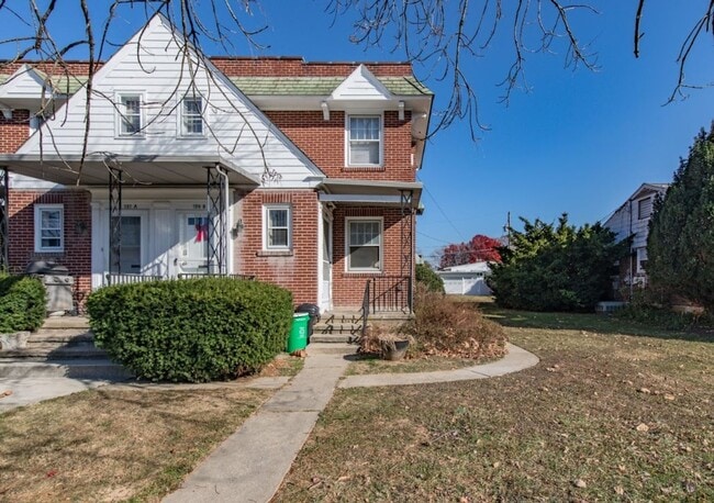 735b N 22nd St