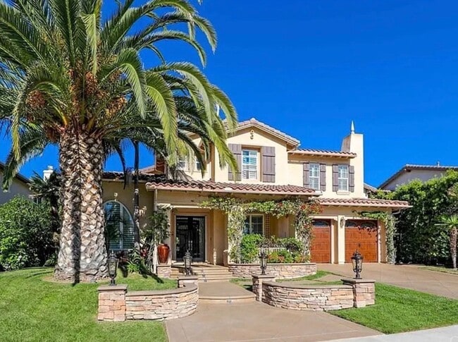 property at 2531 Costero Magestuoso