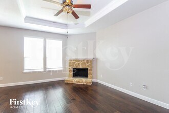 2320 Bernese Ln in Fort Worth, TX - Building Photo - Building Photo