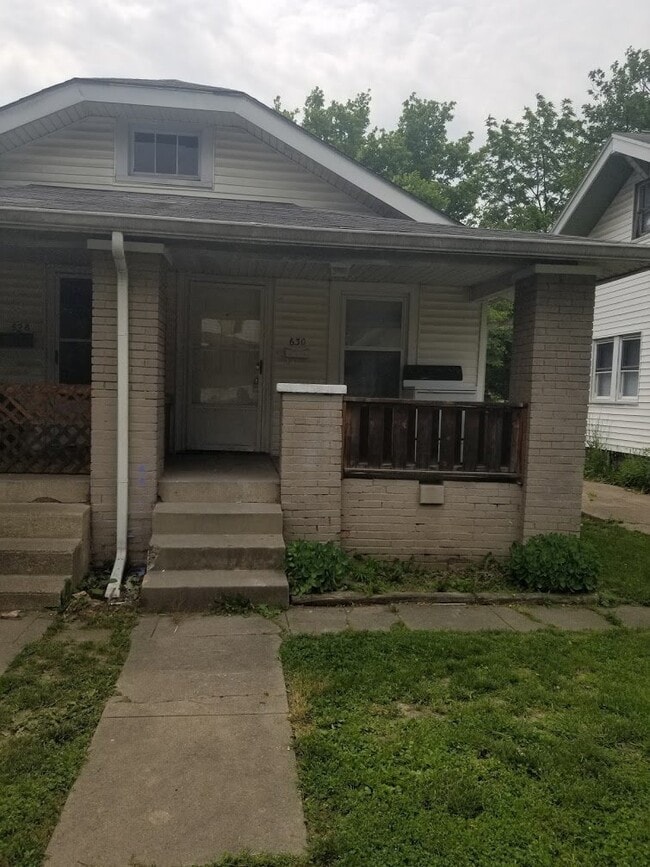 property at 630 N Parker Ave