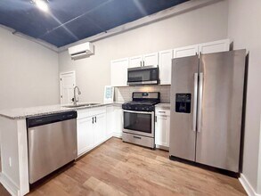 209 S Church St in Livingston, TN - Building Photo - Building Photo