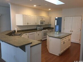 7129 SW 84th Way in Gainesville, FL - Building Photo - Building Photo