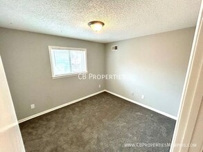 5315 Yale Rd in Memphis, TN - Foto de edificio - Building Photo