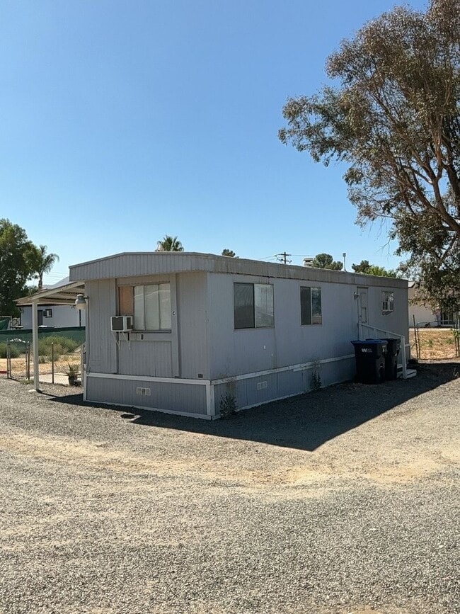 28840 Triple Crown Rd in Romoland, CA - Building Photo - Building Photo