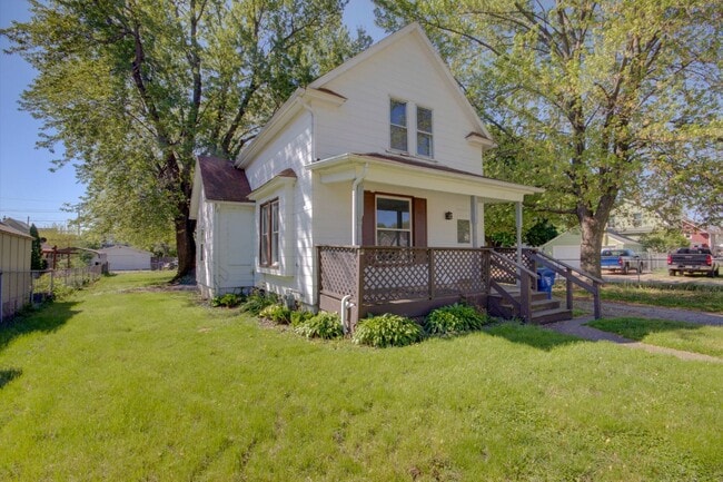 property at 2131 Dixwell St
