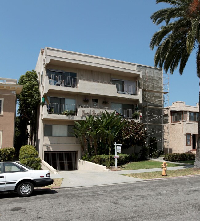 Park Penthouse in Long Beach, CA - Building Photo - Building Photo