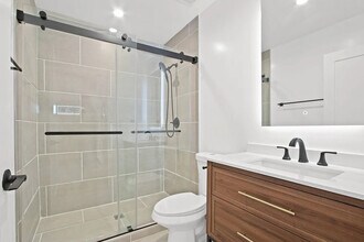 1706 Grismer Ave in Burbank, CA - Building Photo - Building Photo