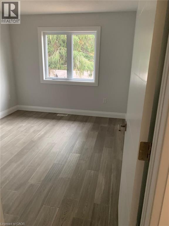 196 Sydney St S in Kitchener, ON - Building Photo - Building Photo