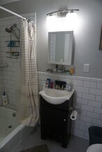14 Orange St, Unit 1 in Waltham, MA - Building Photo - Building Photo