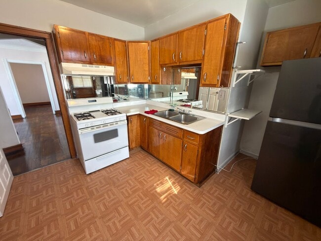 2946 N Laramie Ave in Chicago, IL - Building Photo - Building Photo