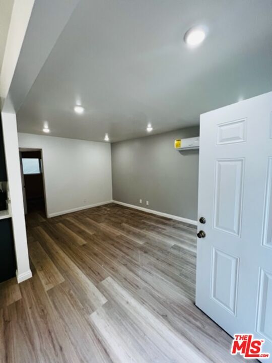 4327 Lankershim Blvd in Los Angeles, CA - Building Photo - Building Photo