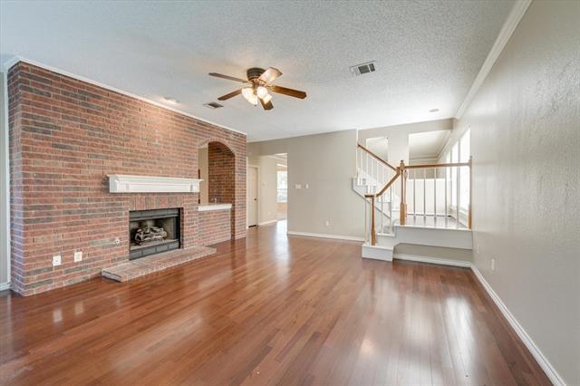 3322 Bridlewood Dr