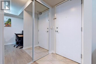 81-2181 Navy Wharf Ct in Toronto, ON - Building Photo - Building Photo
