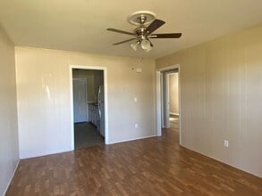 915A N Main St in Fountain Inn, SC - Building Photo - Building Photo