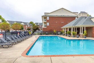 3201 Aspen Grove Dr in Franklin, TN - Building Photo - Building Photo