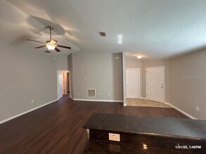 1943 Bretton Ridge Dr in Winter Haven, FL - Foto de edificio - Building Photo