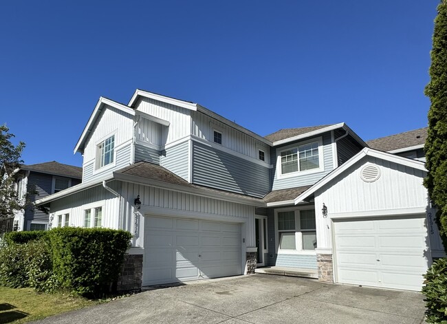 property at 21915 46th Pl S