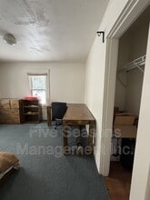 366 Riverside Ave in Burlington, VT - Building Photo - Building Photo