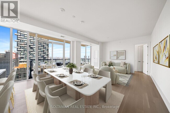 10 Inn On The Pk Dr in Toronto, ON - Building Photo - Building Photo