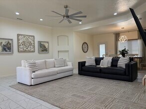 2412 W Ray Ave in Artesia, NM - Building Photo - Building Photo