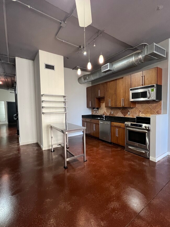 property at 1122 Jackson St