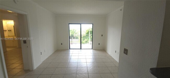 9300 Fontainebleau Blvd