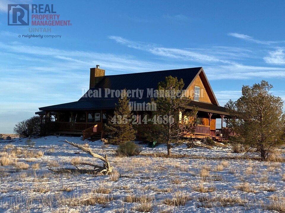 18636 S Big Buck in Duchesne, UT - Building Photo