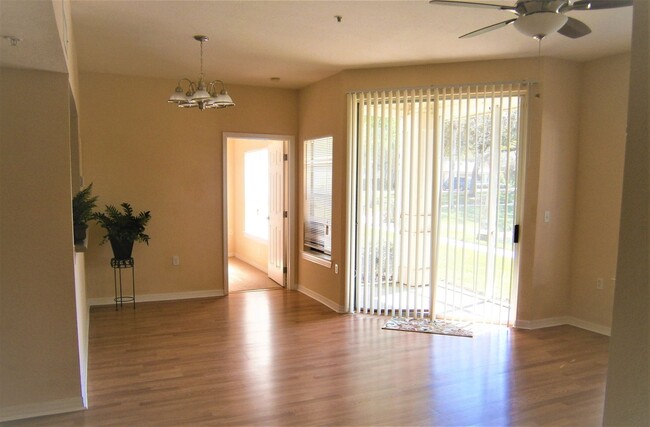 2302 Mid Town Terrace in Orlando, FL - Building Photo - Building Photo