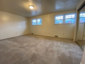 442 Mower Dr in Plum, PA - Building Photo - Building Photo