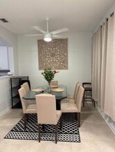 4220 Plantation Oaks Blvd in Orange Park, FL - Foto de edificio - Building Photo