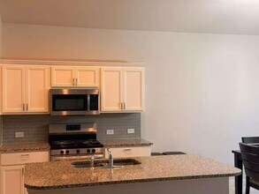 6512 Loretta White Ln in Austin, TX - Building Photo - Building Photo