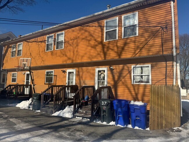 property at 33-37-37 Grant St