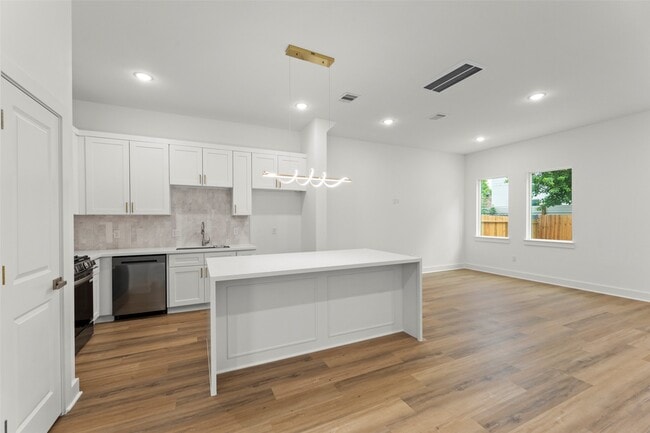 3515 Rebecca St in Houston, TX - Building Photo - Building Photo