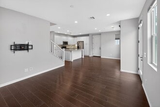 16421 Veridian Cir in San Diego, CA - Building Photo - Building Photo