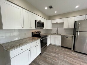 6518 Cocos Dr in Orlando, FL - Building Photo - Building Photo