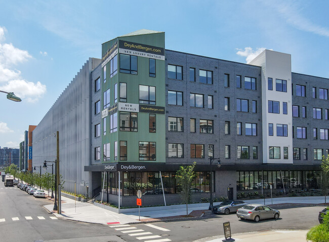 Dey & Bergen in Harrison, NJ - Foto de edificio - Building Photo