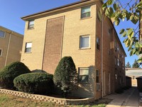 6740 W Diversey Ave in Chicago, IL - Building Photo - Building Photo