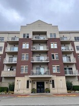 9440 S 51st Ave, Unit 306 in Oak Lawn, IL - Building Photo