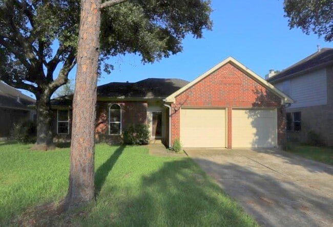property at 2818 Russett Pl W