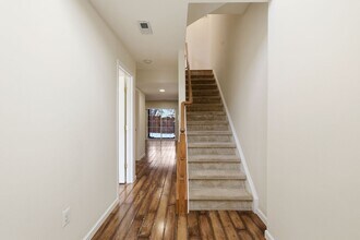 12212 Densmore Ct in Woodbridge, VA - Building Photo - Building Photo