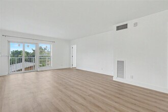 1220 71st St in Miami Beach, FL - Building Photo - Building Photo