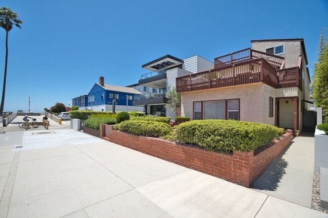 property at 27 7th St