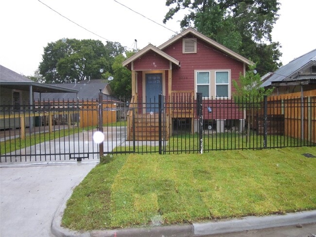 property at 3223 Winbern St