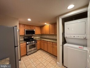 1201 N Garfield St in Arlington, VA - Building Photo - Building Photo