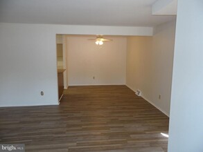 1602 Raintree Ln in Malvern, PA - Foto de edificio - Building Photo